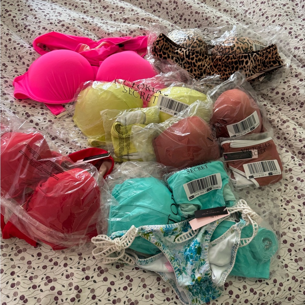 💰Awesome bargain—Victoria's Secret Swimwear Sets NWT